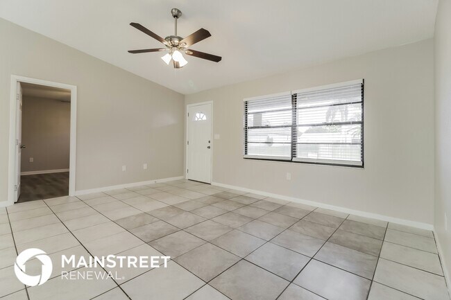 Foto del edificio - 6210 Alderwood Ave
