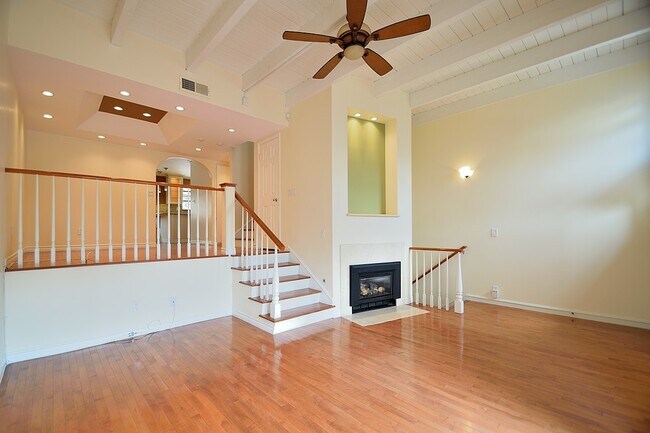 Foto del edificio - 620 Beryl St