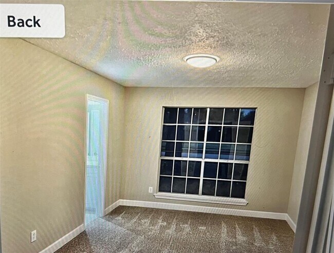 Building Photo - 7010 Pembrough Ln