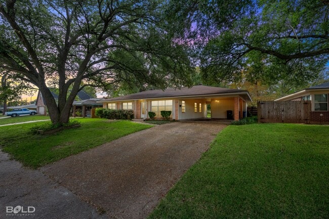 Foto del edificio - Home For Rent!