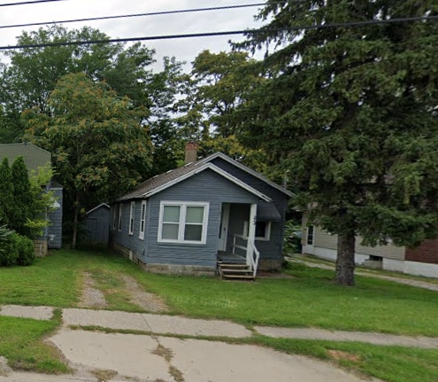 Building Photo - 213 S Homer St