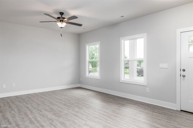 Foto del edificio - 3 br, 2.5 bath Townhome - Hughes Century C...