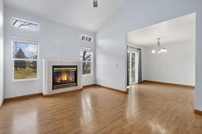 Foto del edificio - 151 Crabapple Dr