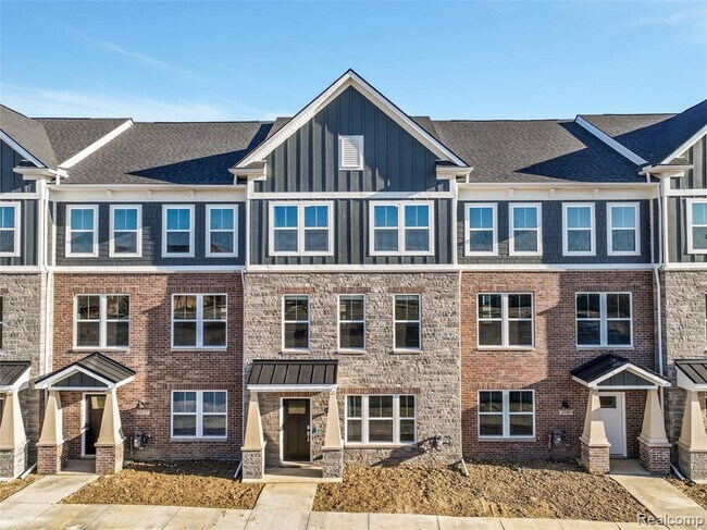 Foto del edificio - 43173 Atwood Ave
