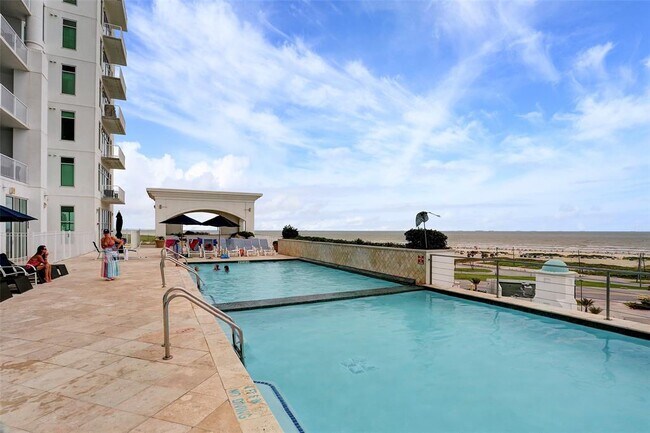 Foto del edificio - 500 Seawall Blvd