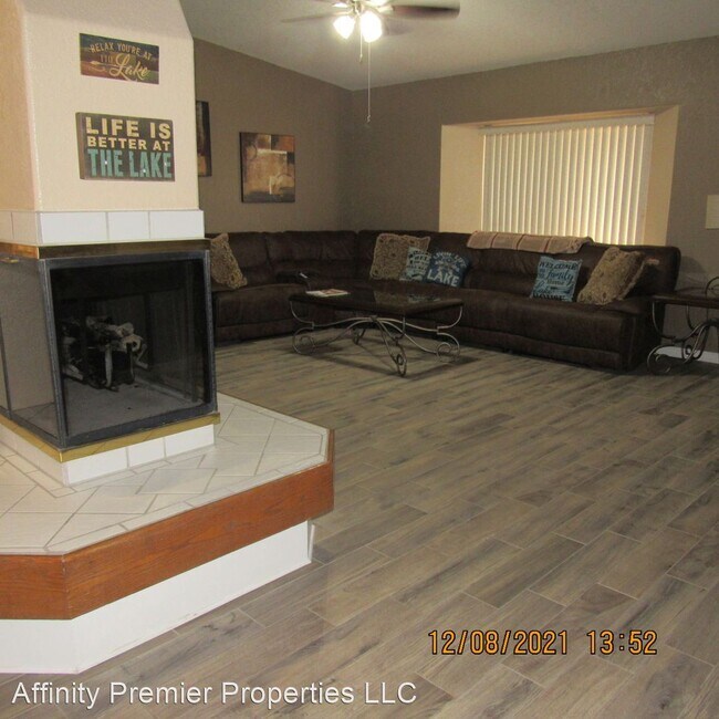 Building Photo - 3 br, 2 bath House - 192 Mescal Loop