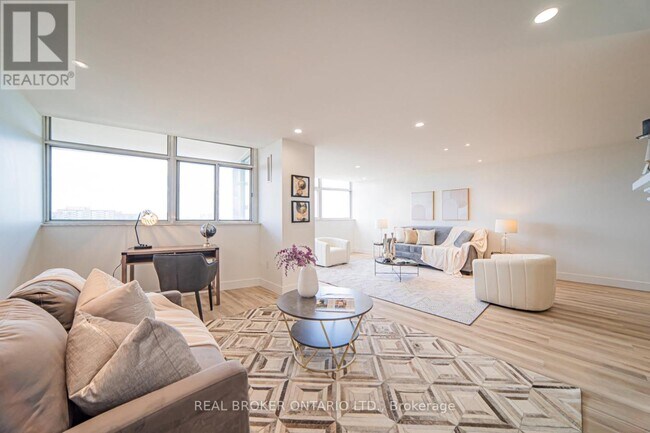 Photo du bâtiment - 3151 Bridletowne Cir