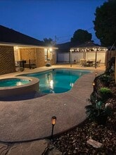 Building Photo - 514 Mission Arch Dr