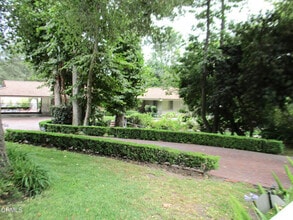 Building Photo - 756 Linda Vista Ave