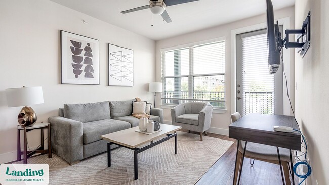 Building Photo - 15950 Chase Hill Blvd