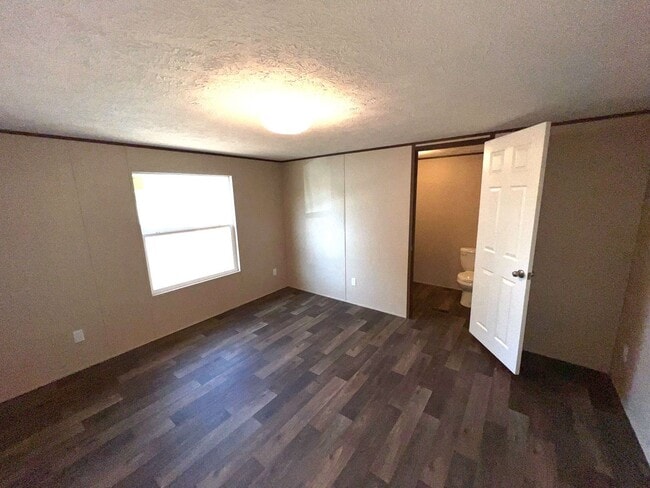 Building Photo - Oxford Estates - Lot 25