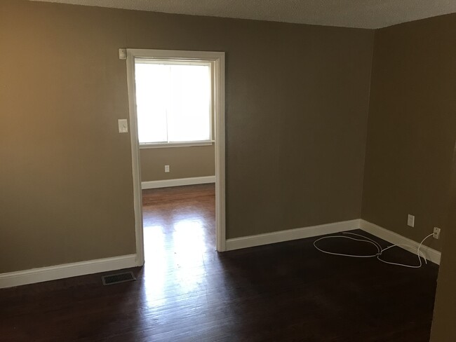 Foto del edificio - Updated 1 Bedroom House in South County
