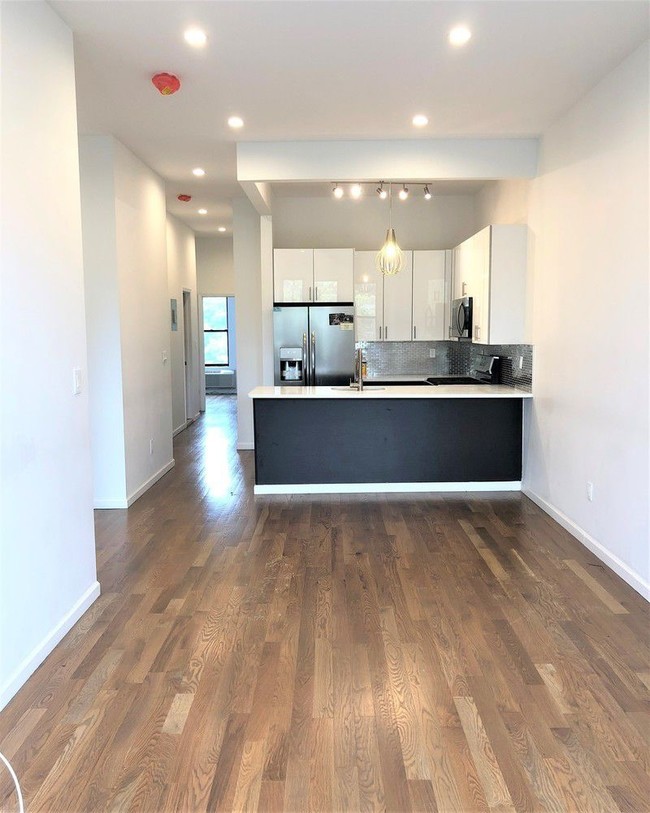 Building Photo - 1481 Flatbush Ave