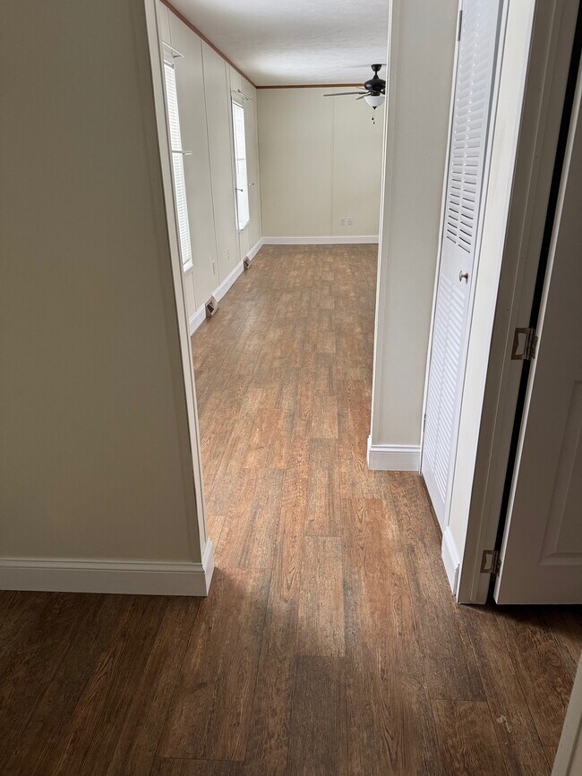 Foto del edificio - 75 Terrace Ct