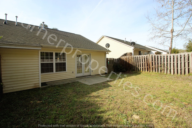 Foto del edificio - Lovely patio home in the heart of Lexington