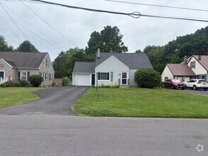 Building Photo - 143 Dormar Dr