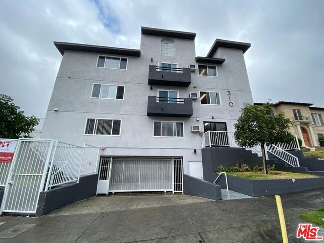 Foto del edificio - 310 S Kenmore Ave