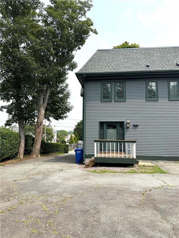 Building Photo - 87 Roseneath Ave