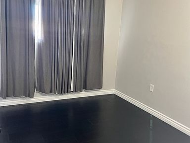 Foto del edificio - 8254 Carob St