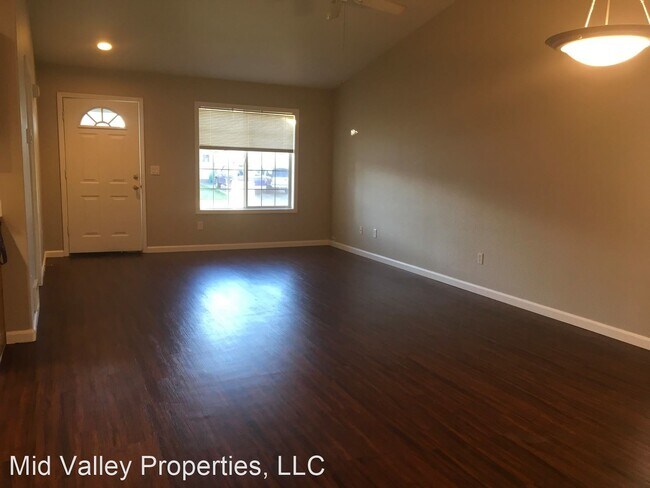 Building Photo - 3 br, 2 bath House - 1710 Trudell Court SE