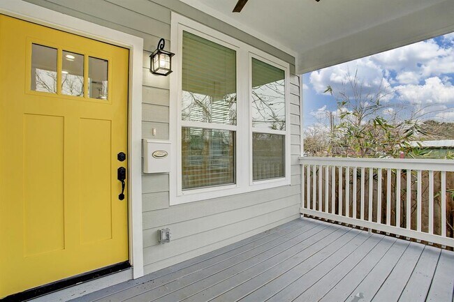 Foto del edificio - 1213 E 32nd St