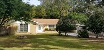 Primary Photo - Update Florida Cottage in Valparaiso