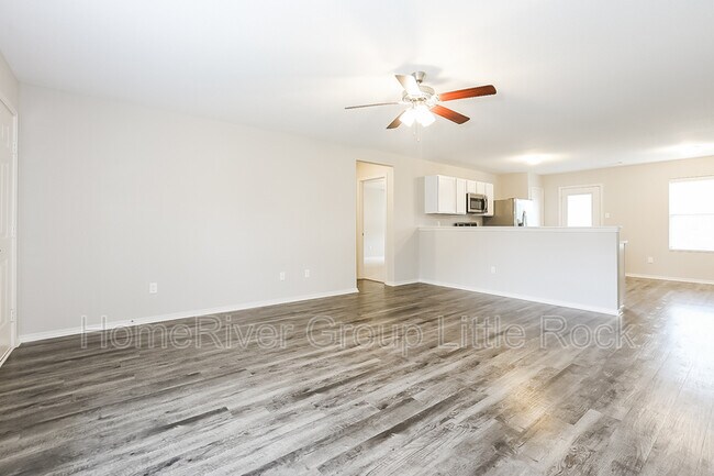 Building Photo - 15 Cedar Creek Cove