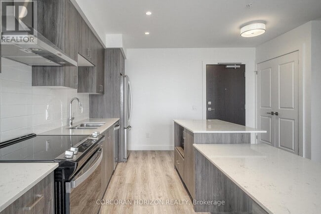 Photo du bâtiment - 50 Grand Ave S