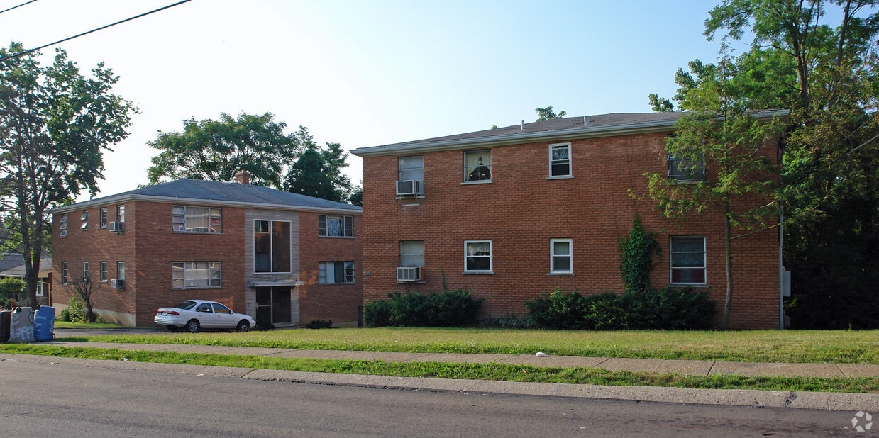 Building Photo - 44-48 Hollywoods Dr