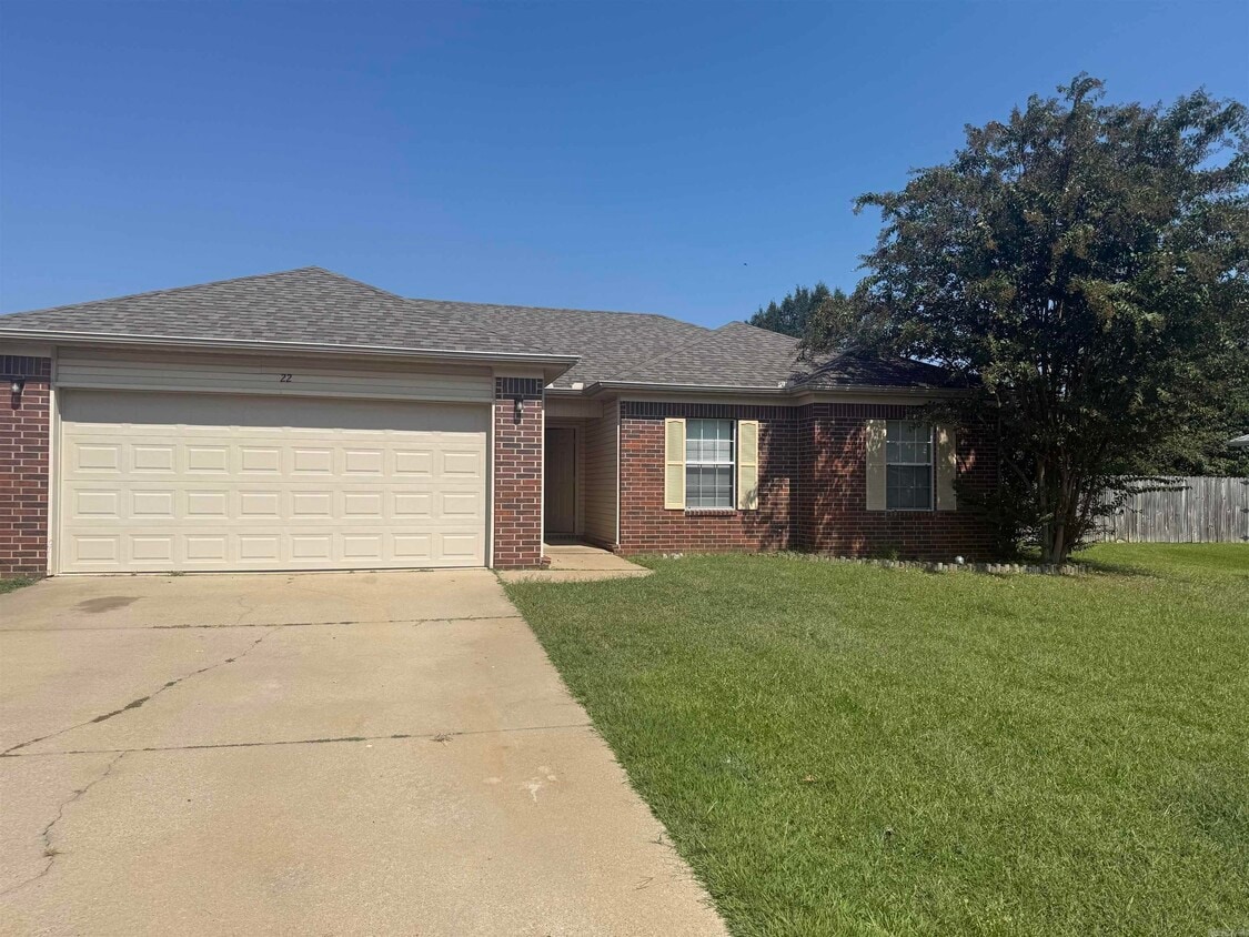 Primary Photo - 22 Newcastle Dr