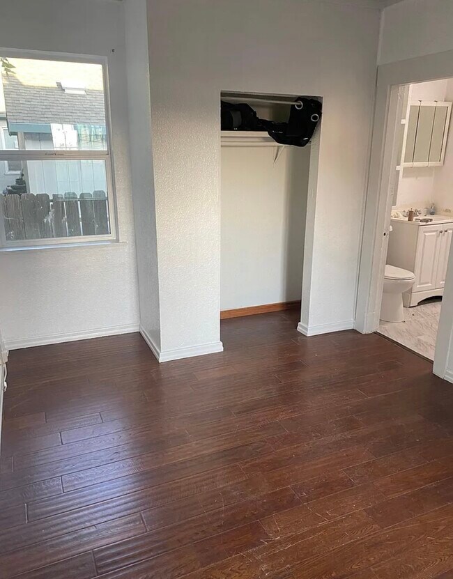 Foto del edificio - 308 Cordelia St
