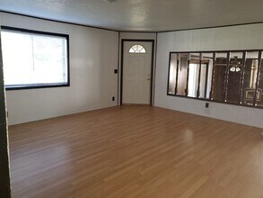 Building Photo - 1317 Fir St