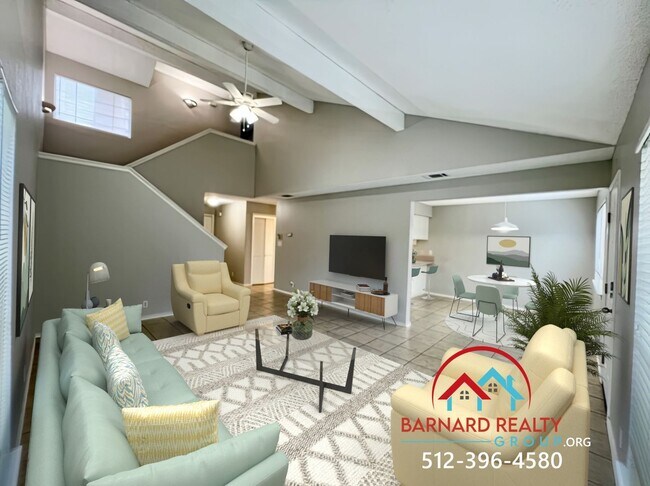 Foto del edificio - ***APPLICATION PENDING*** 3 bedroom, 2.5 Bath