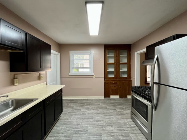 Foto del edificio - 213 S Lowell Ave
