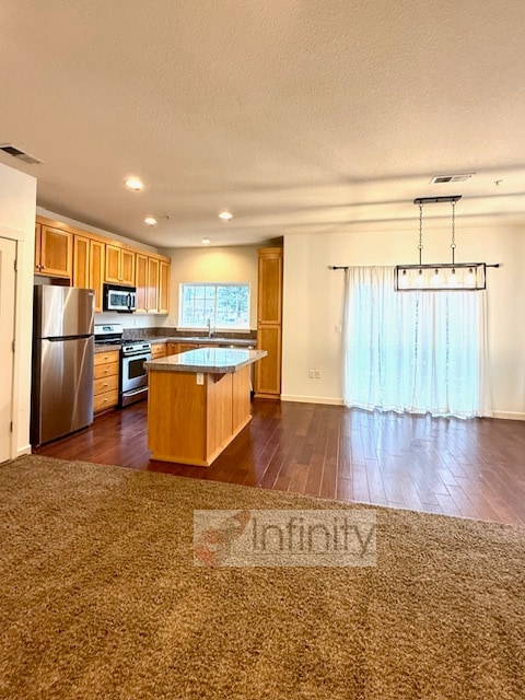 Foto del edificio - 22810 SW Forest Creek Dr