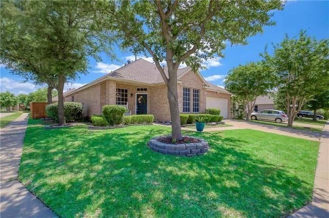 Foto principal - 10706 Lansdowne Ln