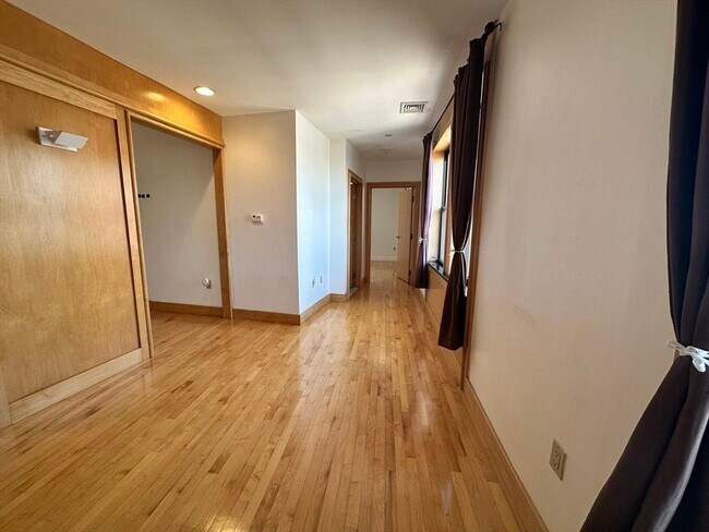 Foto del edificio - 42 Beach St