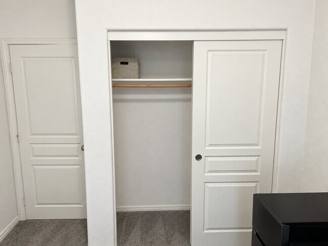 Foto del edificio - 3108 Perdot Ln