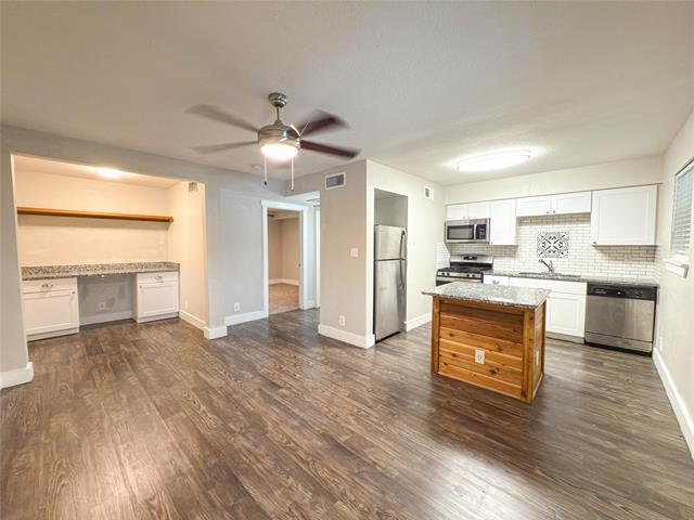 Foto del edificio - 5928 Fletcher Ave