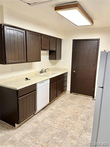 Foto del edificio - 5928 Newcombe Ct