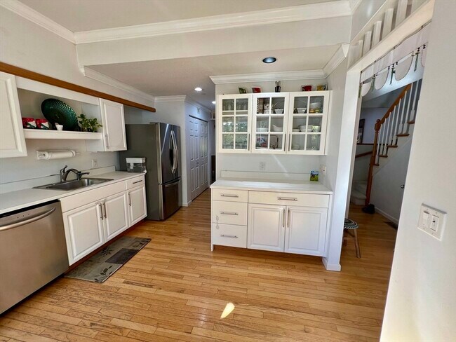 Foto del edificio - 9 Maple Ridge Dr