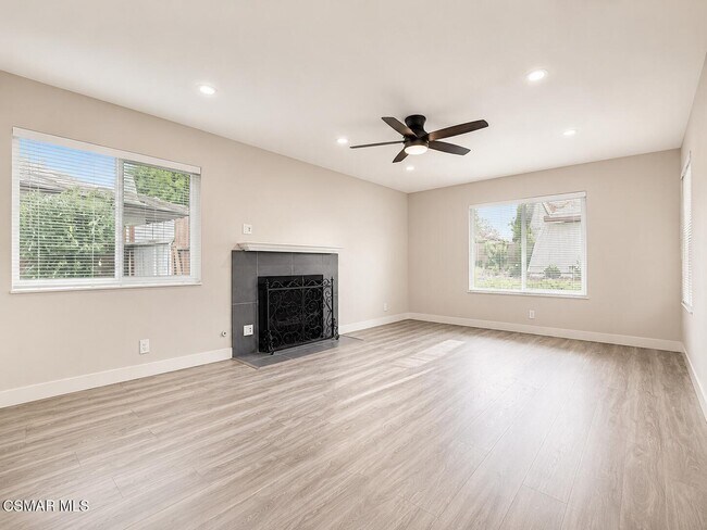 Foto del edificio - 1137 Bright Glen Cir