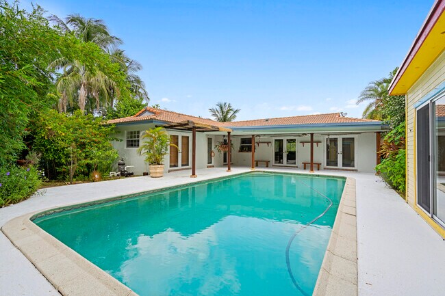 Foto del edificio - 1100 NW 10th St