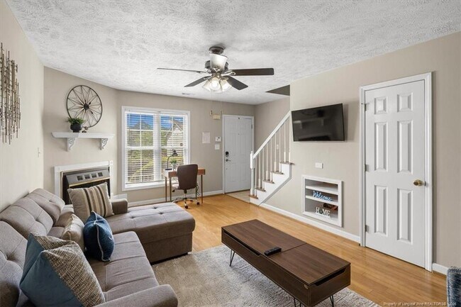 Foto del edificio - 421 Cityview Ln