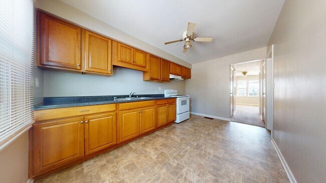 Foto del edificio - 116-118-118 Grasmere Ave