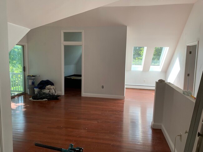 Building Photo - 40 Chestnut St