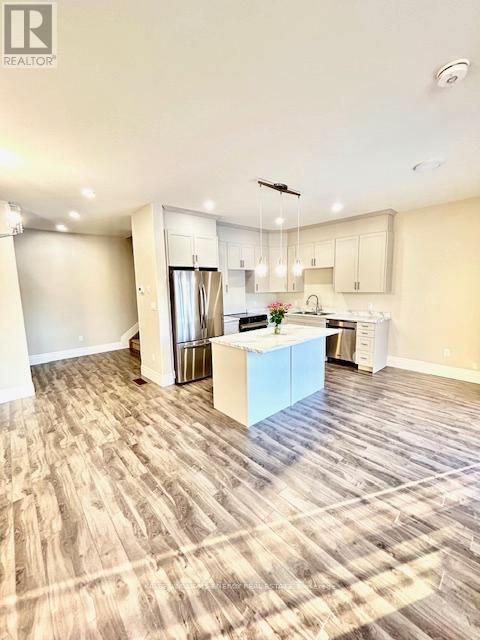 Building Photo - 103 Buchanan Ave