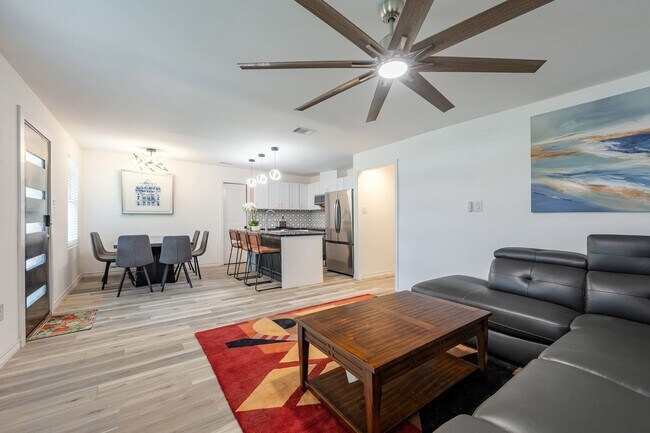 Foto del edificio - 4805 Southwind St