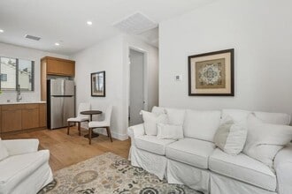 Building Photo - 1756 Whaley St