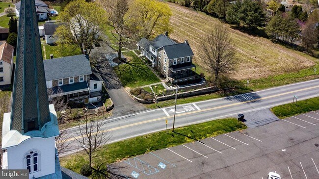 Building Photo - 5886 Kings Hwy S